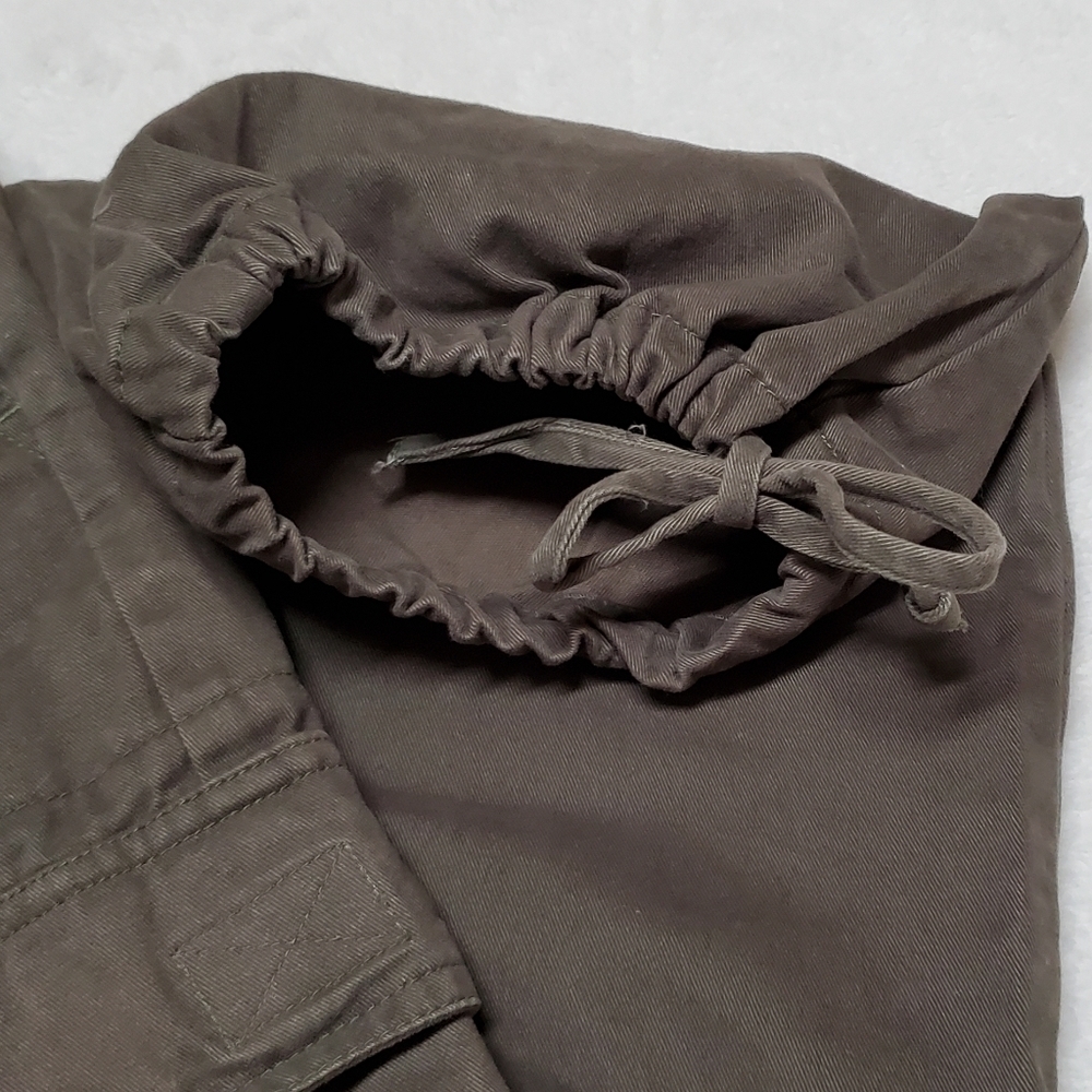 Vintage 1990s Carolina Blues Army Green Khaki Cargo Cropped Ankle Tie Pants - Picture 9 of 14